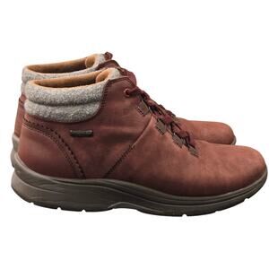 Cobb Hill Hyrdo-Shield Waterproof Hiker Pyper Redwood Nubuck WMS Size 9 Leather